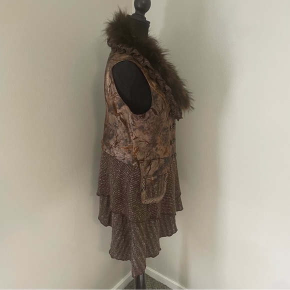 RARE VTG IDENTITY CLUB Camo Knit & FAUX Leather Feathers/Fur Sweater Vest - Picture 5 of 16